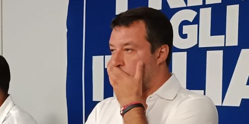 La "punizione" di Salvini: la Lega rischia zero collegi in Calabria. Pd verso una blindatura "straniera" al femminile