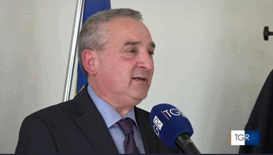 Mattarella: Girifalco potrà chiamare se stessa «città», la mediazione di Prefettura e Viminale