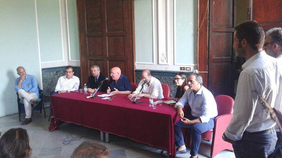 Oliverio a Cosenza: «Il nuovo ospedale dovrà nascere a Vaglio Lise»