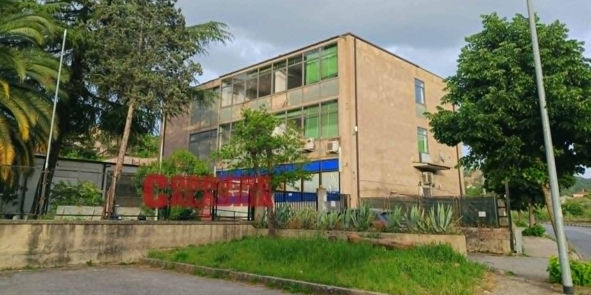 A Cosenza si litiga sul nuovo ospedale ma intanto la Casa della Comunità procede a rilento – FOTO