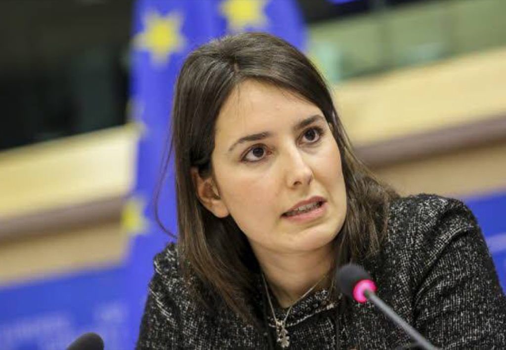 Crisi olio d'oliva, Laura Ferrara (M5S): «Dall'UE servono misure urgenti»