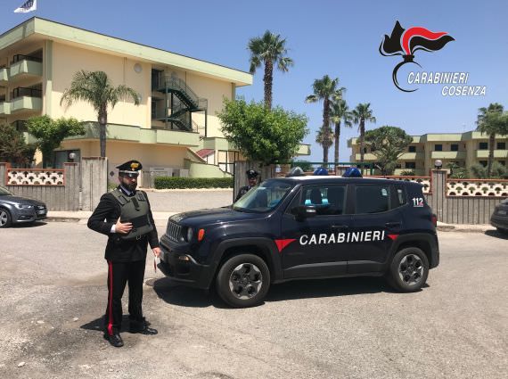 Mandatoriccio, due giovani in manette per rapina aggravata