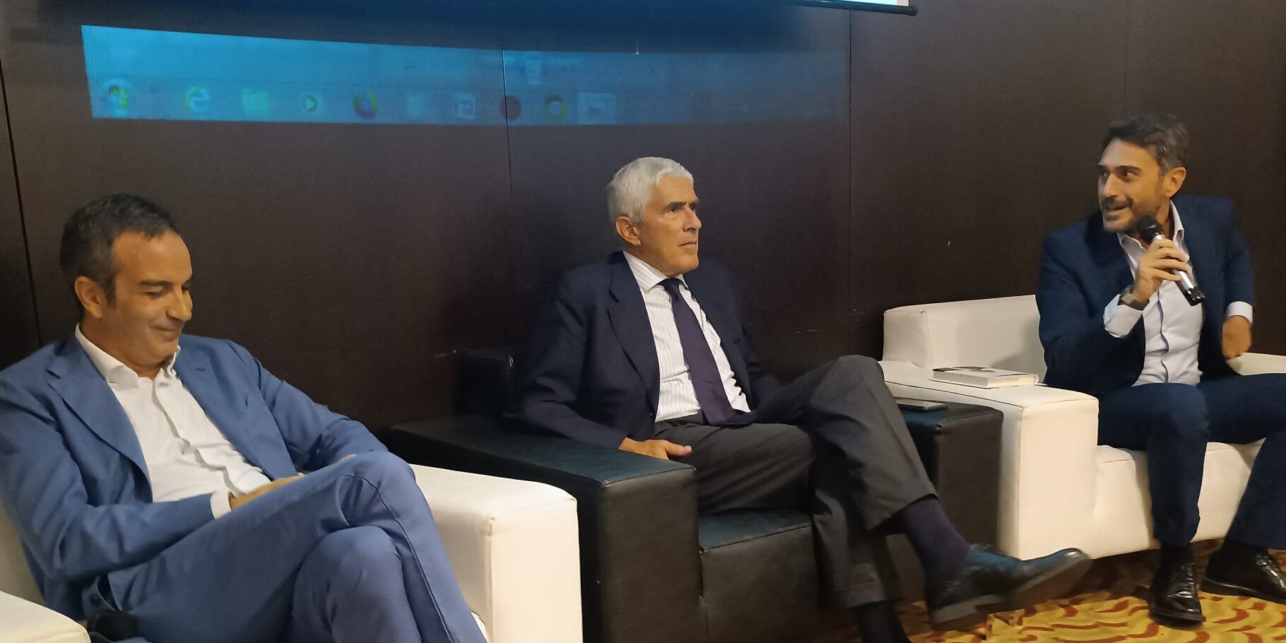 «Occhiuto è il mio amico, Irto il mio capo»: Casini esalta il primato della politica