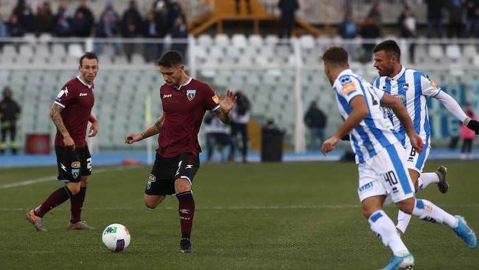 Cosenza raggiunto e sconfitto a Salerno