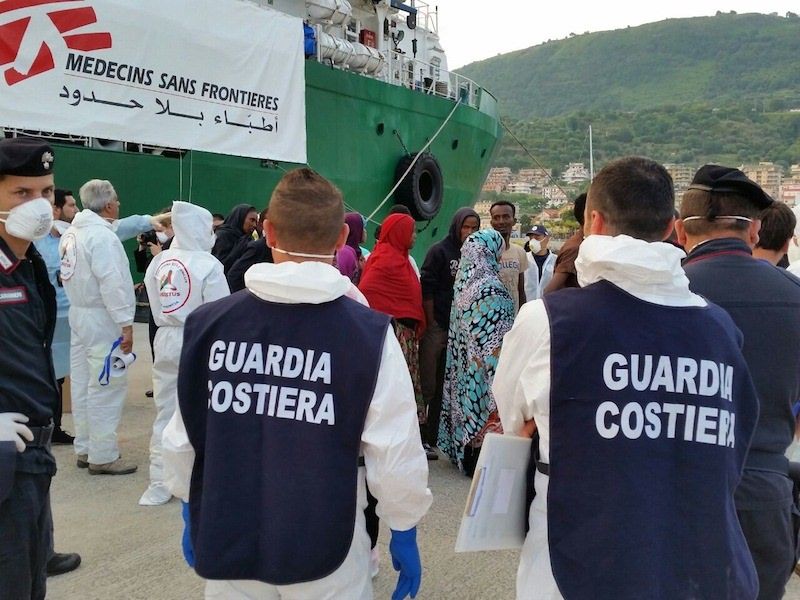 Migranti: in 350 sono arrivati a Vibo Marina