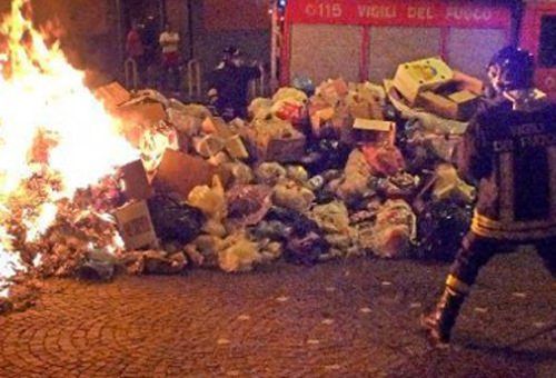 Roghi di rifiuti, il Vibonese è in ginocchio