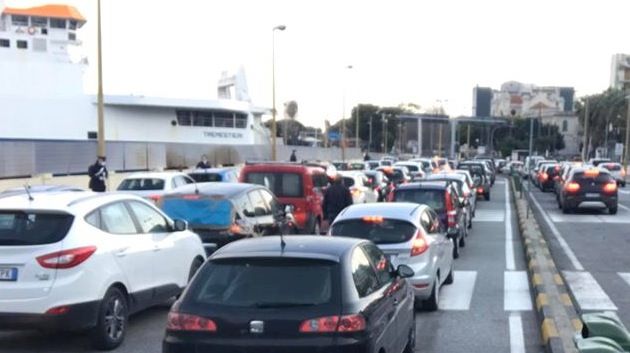 Traghetti per la Sicilia ancora pieni, è di nuovo protesta