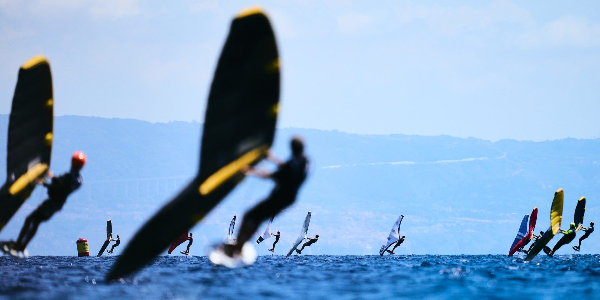 WingFoil Racing World Cup: Herbert e Picot al comando dopo due giornate di regate a Gizzeria