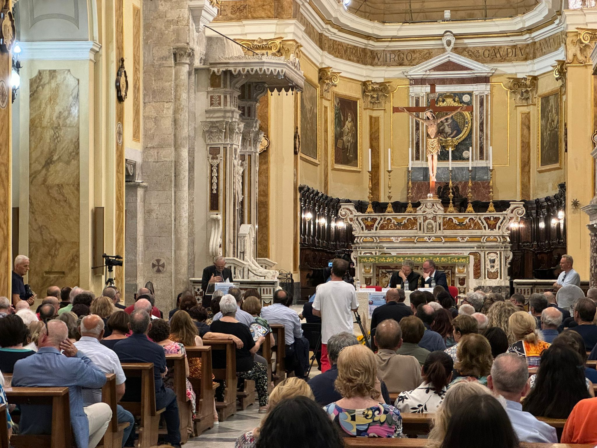 Nola: «La politica come strumento principe e concreto al servizio della pace»