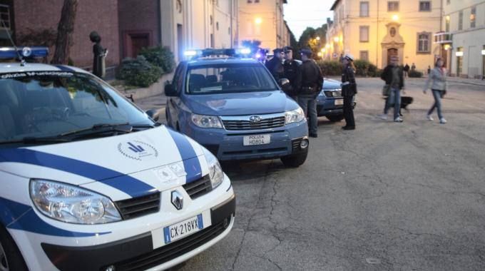 Rubavano gasolio a un'impresa edile, arrestati in due