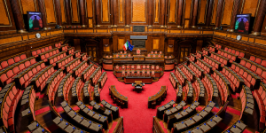 La politica liquida e il tramonto dei partiti