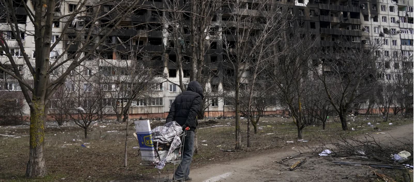 Ucraina, ultimatum russo: «I militari lascino Mariupol»