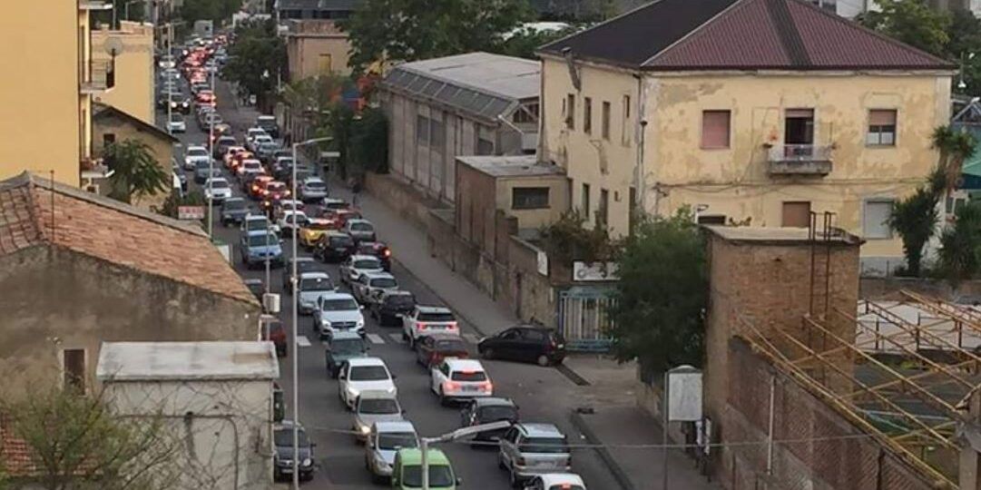 «Cosenza e il paradosso della viabilità cittadina e dei parcheggi»