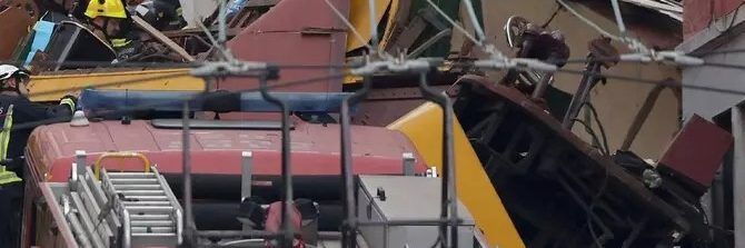 Deraglia la funicolare di Lisbona, almeno 15 morti