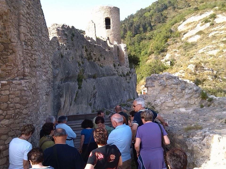 A piedi alla scoperta del Borgo di Cleto