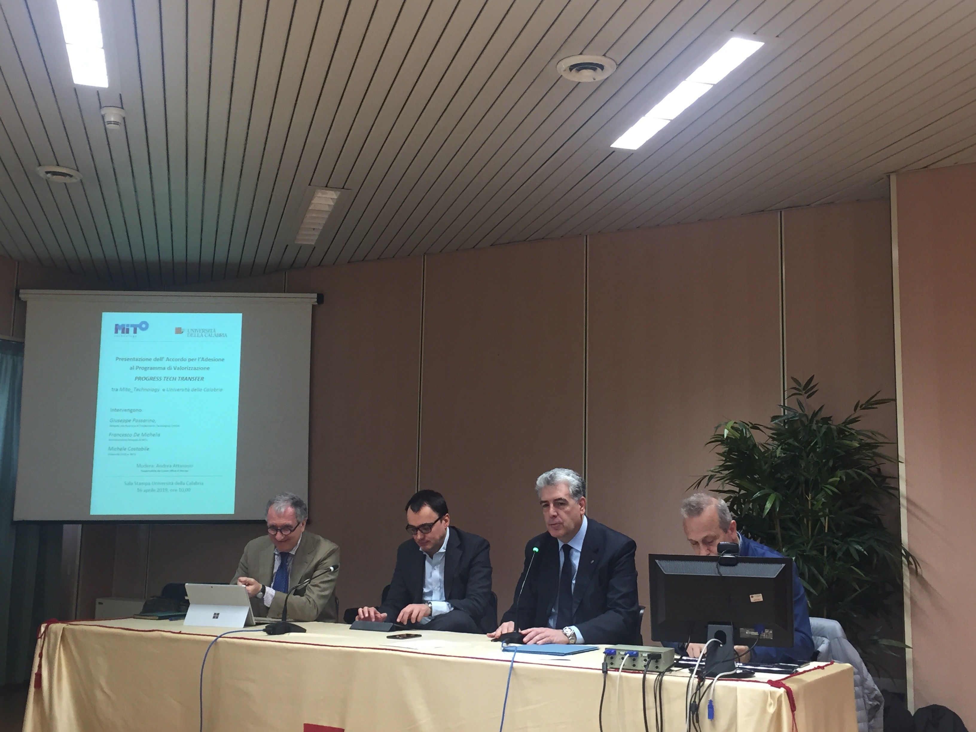 Unical, firmato accordo con MiTo Technology per investire sulla ricerca italiana