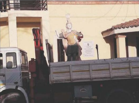 Guardavalle, rimossa la statua dello scandalo