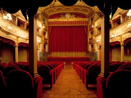 La legge sul teatro passa in commissione Bilancio