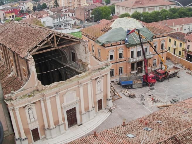 Le pratiche per la ricostruzione dopo il sisma di Mantova nelle mani nel nipote del boss – NOMI E VIDEO
