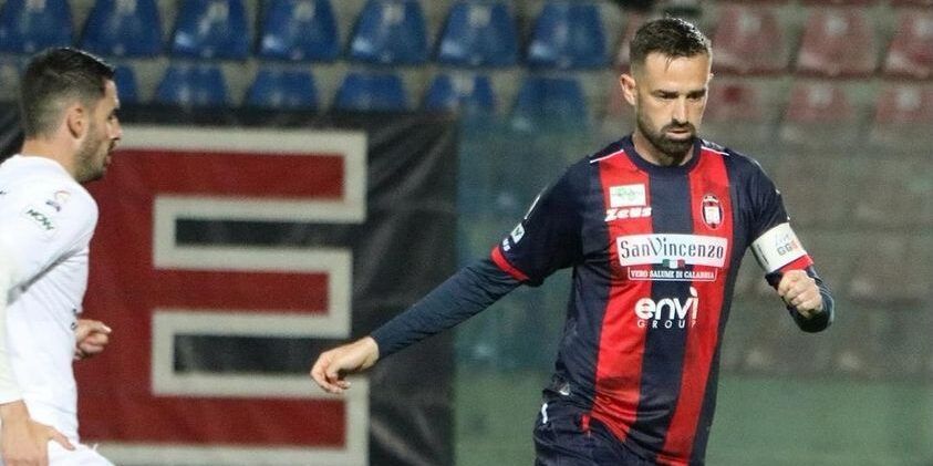 Il ritorno di capitan Gigliotti: «Crotone, ti chiedo scusa»