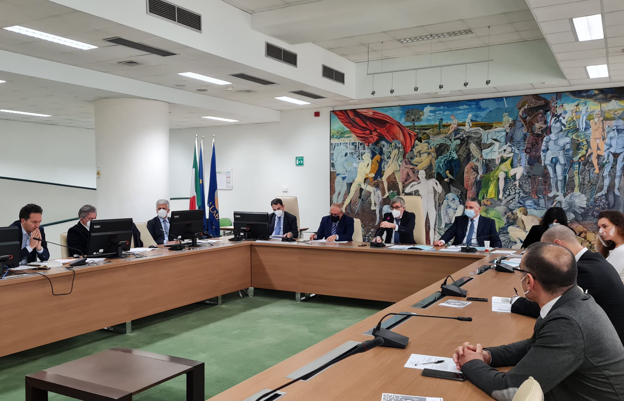 Vertenza Sant'Anna Hospital in commissione sanità. «Salvaguardare le professionalità»