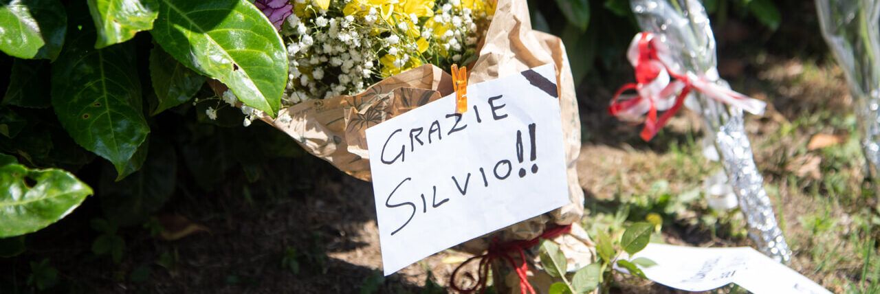 Scomparsa di Berlusconi: da Guadagnino ad Armani, ecco i necrologi per il Cav