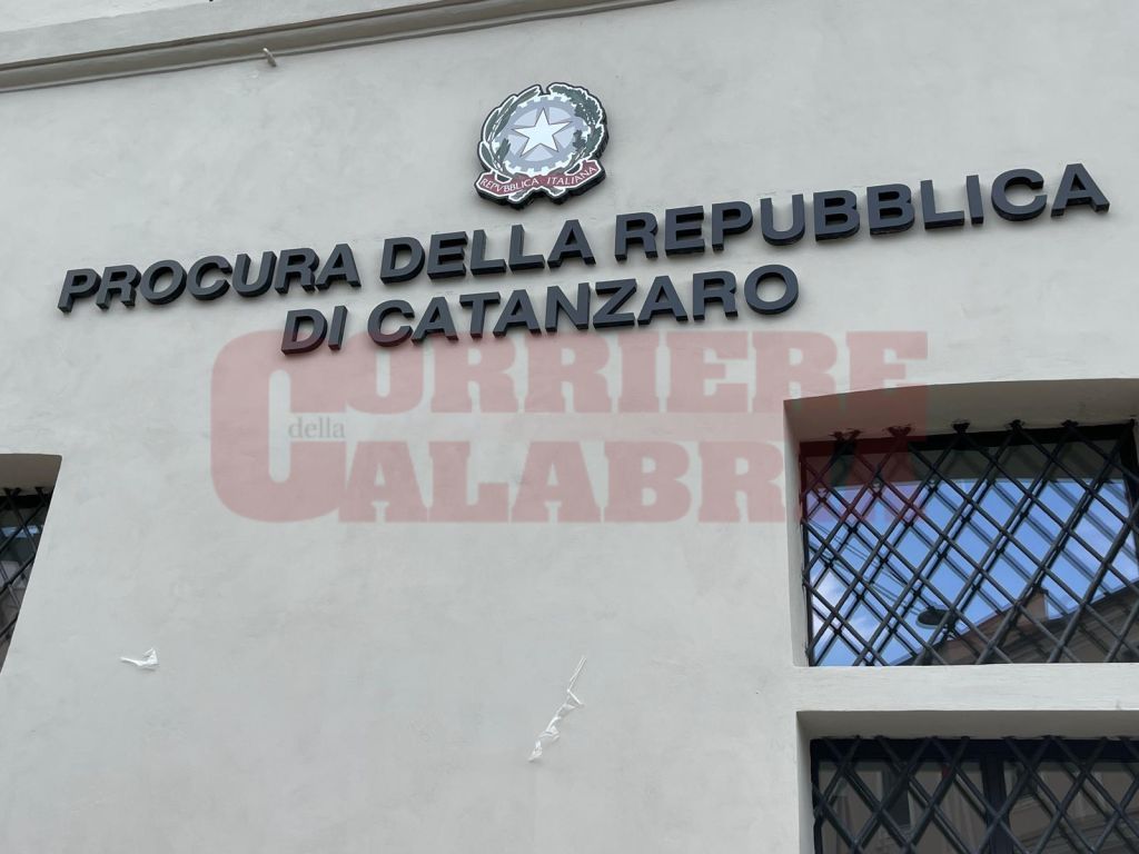 ‘Ndrangheta a Cirò, tra gli arrestati un avvocato, ex consigliere comunale di Catanzaro