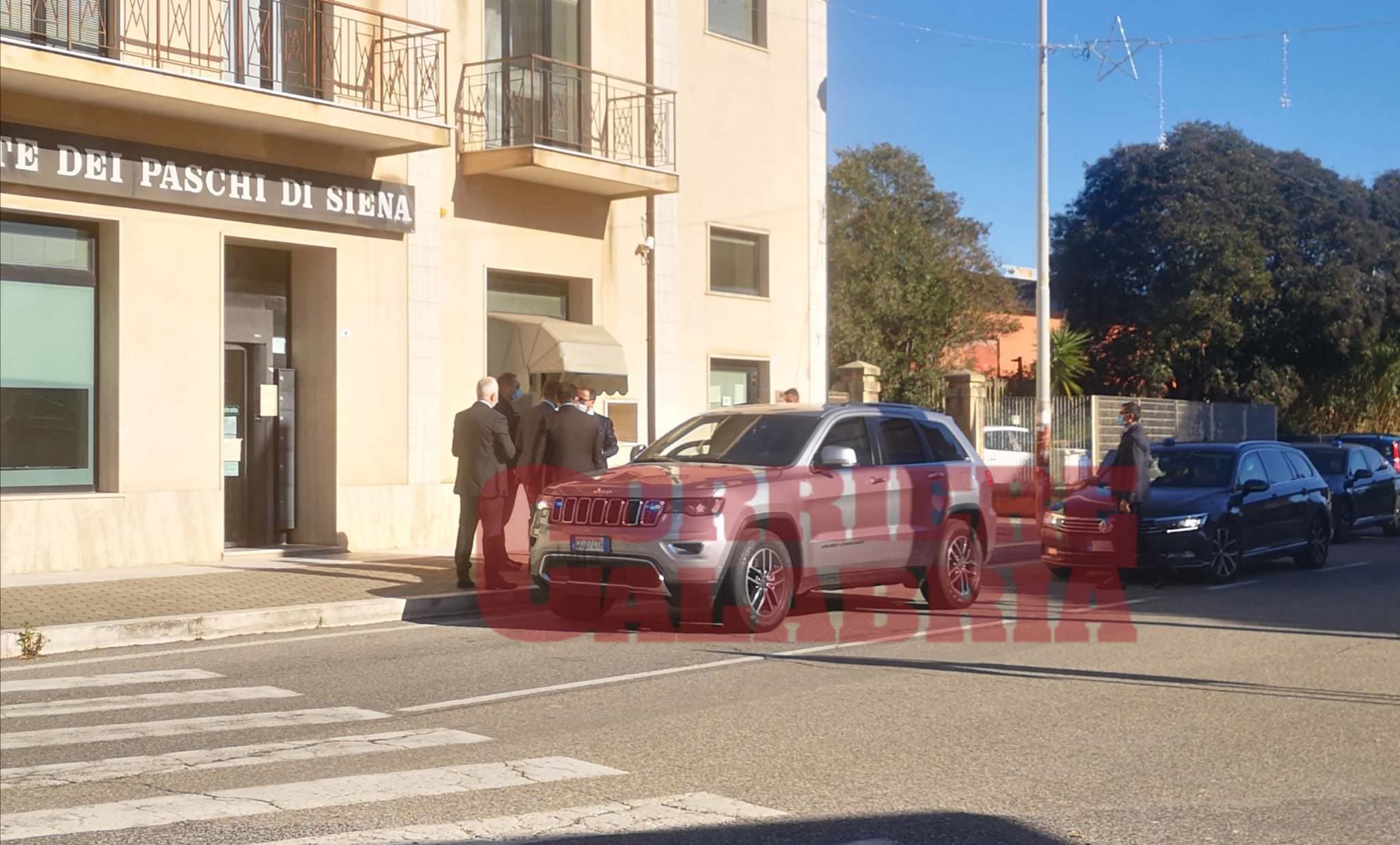 Il governo vara il cashback ma Bonafede preferisce il bancomat – VIDEO