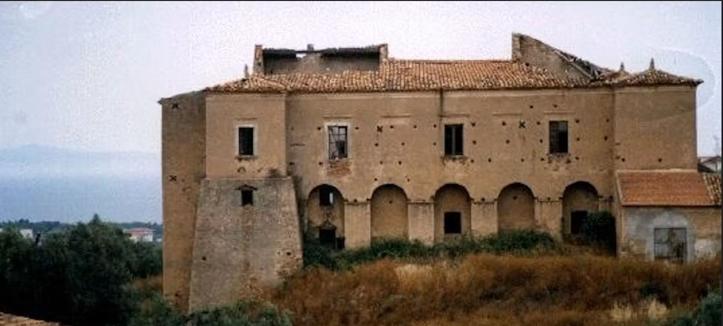 Castello di Mirto, legittima la prelazione all’acquisto del Comune