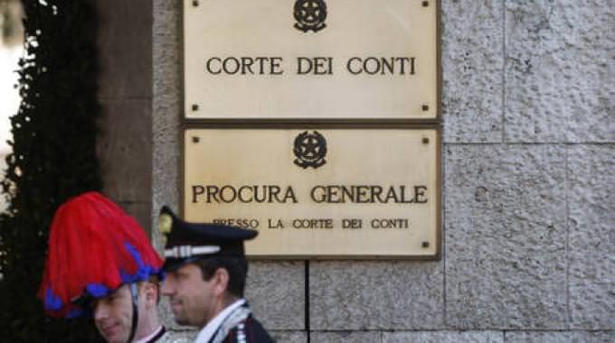 La Corte dei conti boccia la Regione: «Bilancio pieno di irregolarità»