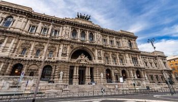 Truffa da quasi un milione, la Cassazione annulla il sequestro a un broker catanzarese