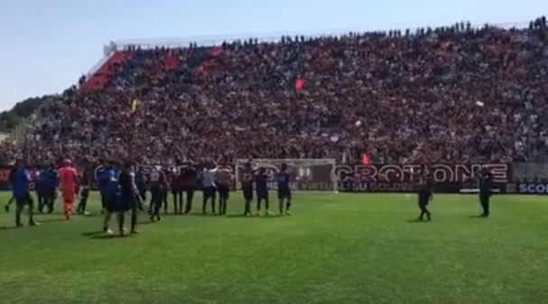 Il Crotone cala il poker, la salvezza è più vicina