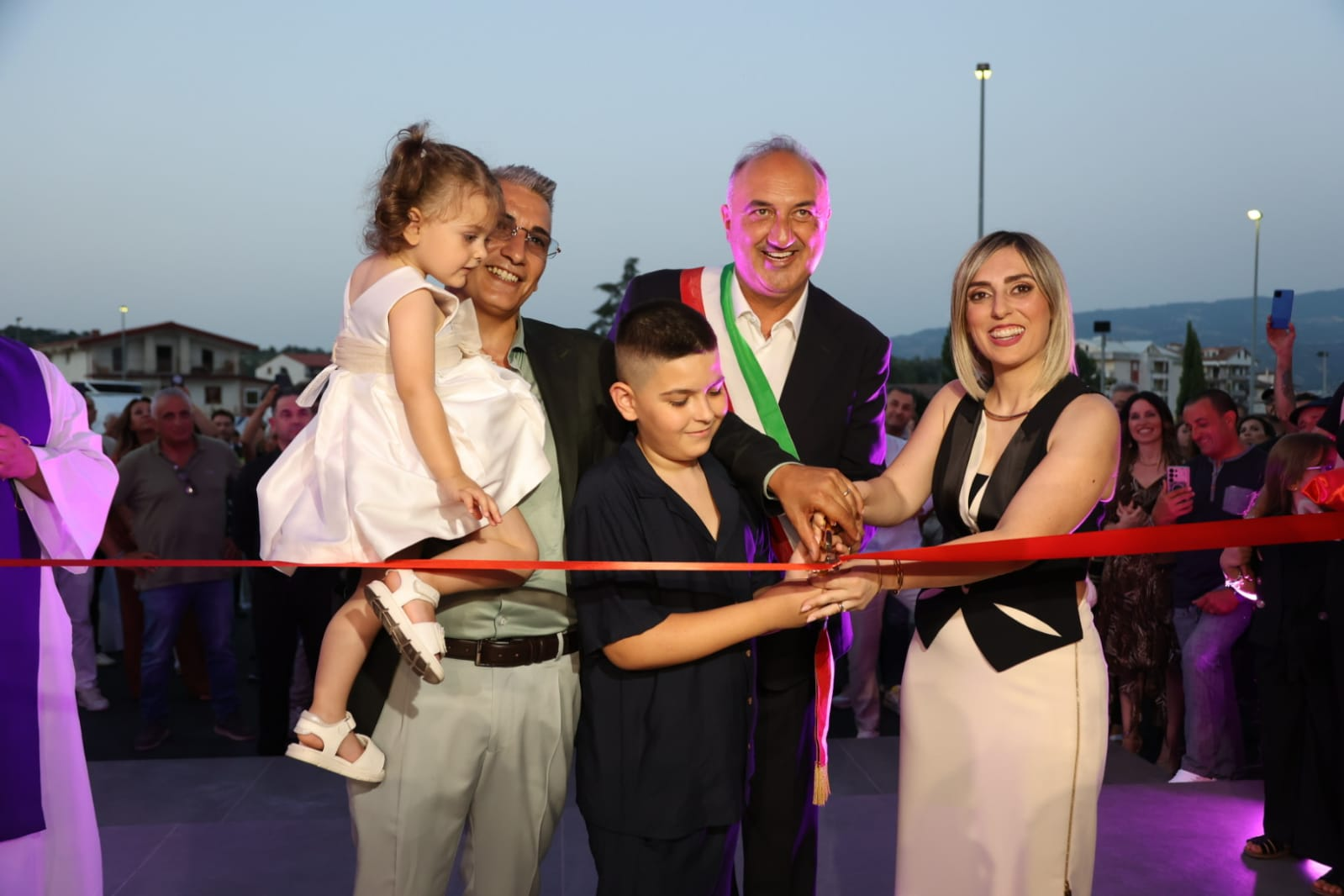 Casa, design e innovazione: Duelle Distribution inaugura il nuovo showroom a Montalto Uffugo