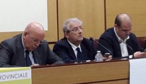 Nel Pd scoppia il caso Magorno: gli oliveriani chiedono la cacciata dell'ex segretario