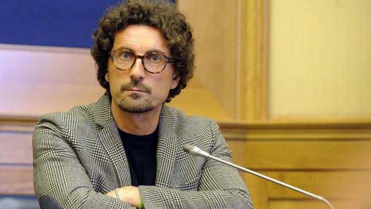 Regionali, tour di Toninelli in Calabria