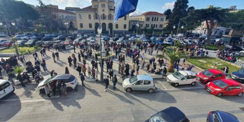 terremoto vibo scuole evacuate