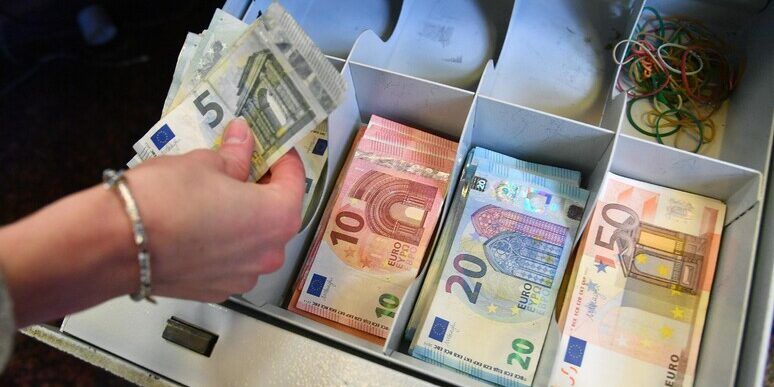 Fisco, saranno cancellate le cartelle non riscosse entro 5 anni