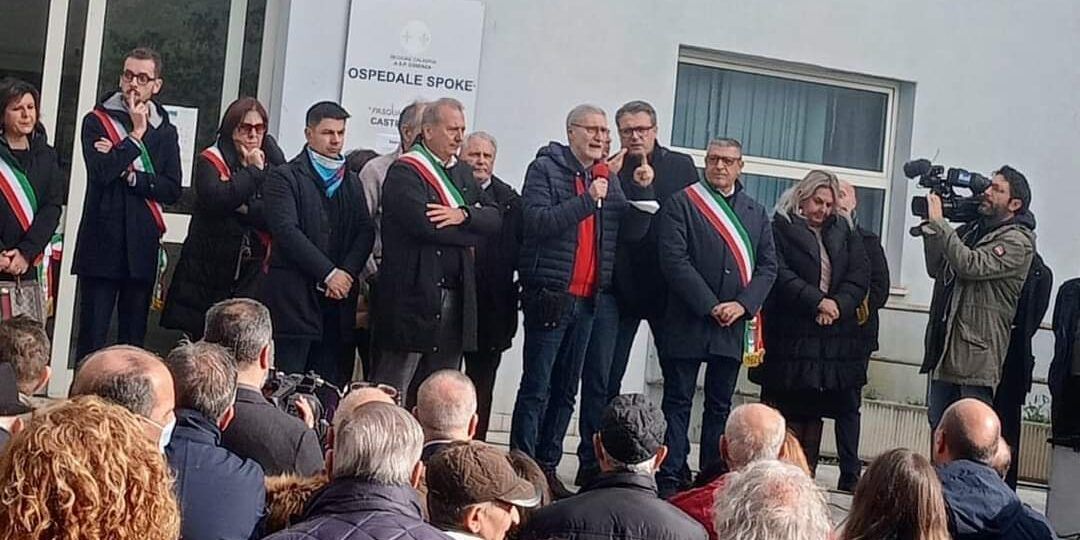 Laghi dopo la manifestazione di Castrovillari: «Serve un confronto urgente con il commissario dell’Asp»