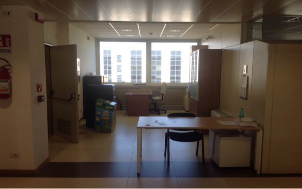 «In Cittadella si lavora anche davanti ai bagni»