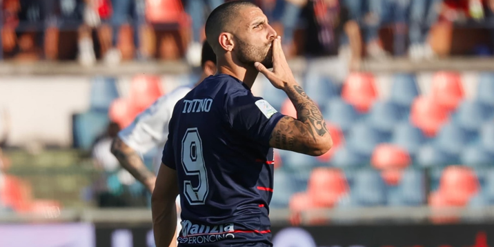 C’eravamo tanto amati, Tutino saluta Cosenza e si avvicina alla Sampdoria