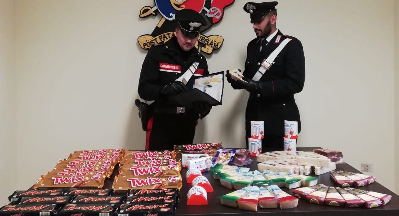 Furto in un supermercato di Taurianova, in manette tre romeni – FOTO