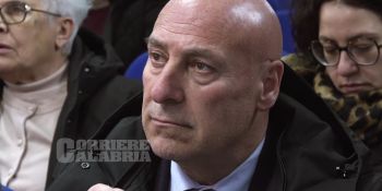 Crotone, la pace dopo le percosse: il consigliere Ioppoli ritira la querela contro il sindaco Voce