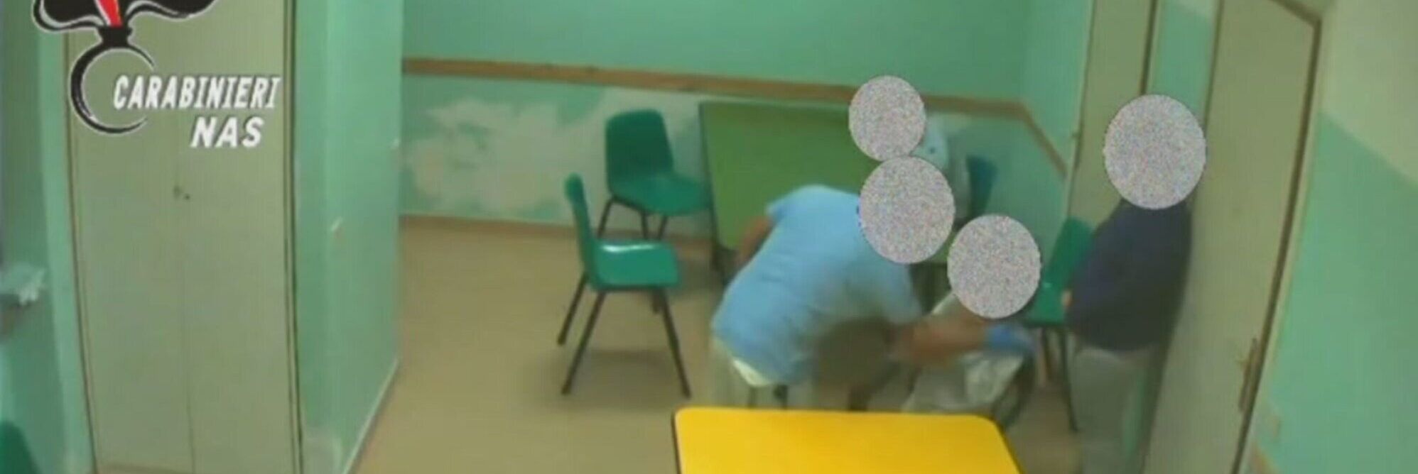 Botte e schiaffi in un centro disabili, arrestati tre operatori