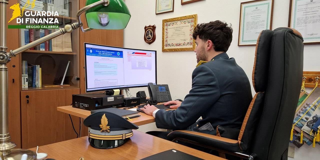 Approfitta del lutto di una persona: arrestato per appropriazione indebita ed estorsione