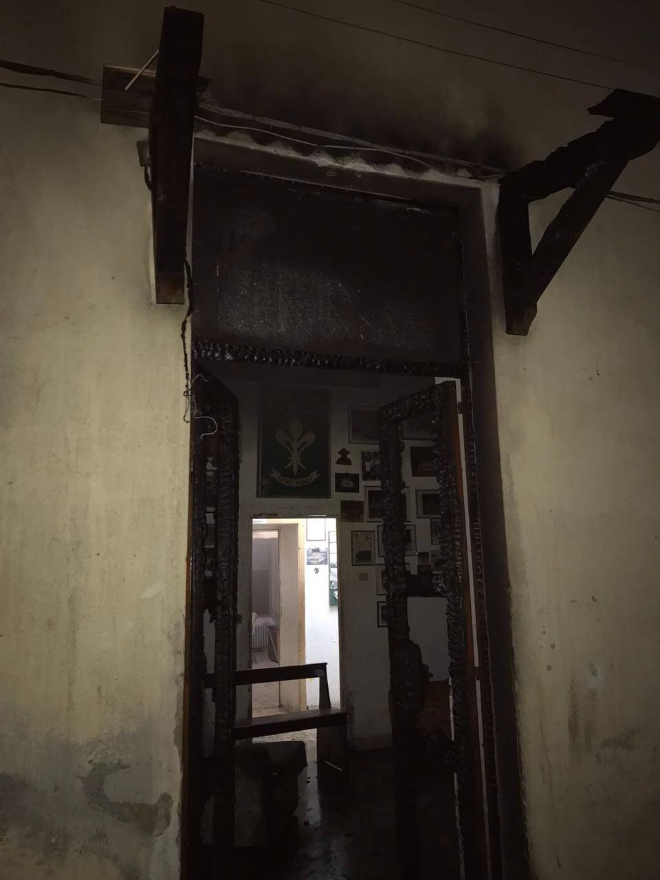 Castrovillari, incendiata la porta della sede scout