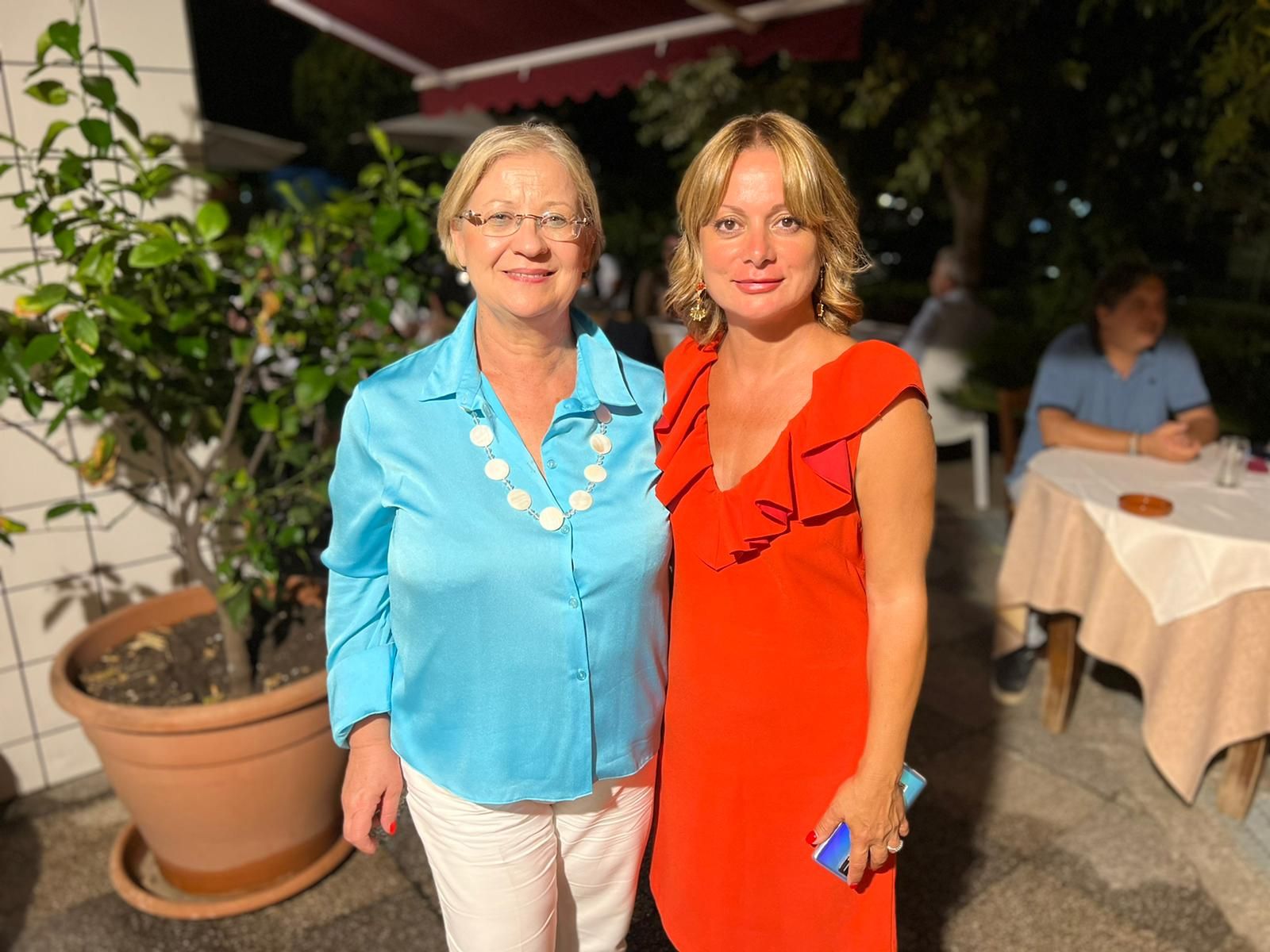 Rende, inaugurata la sede di Italia Viva