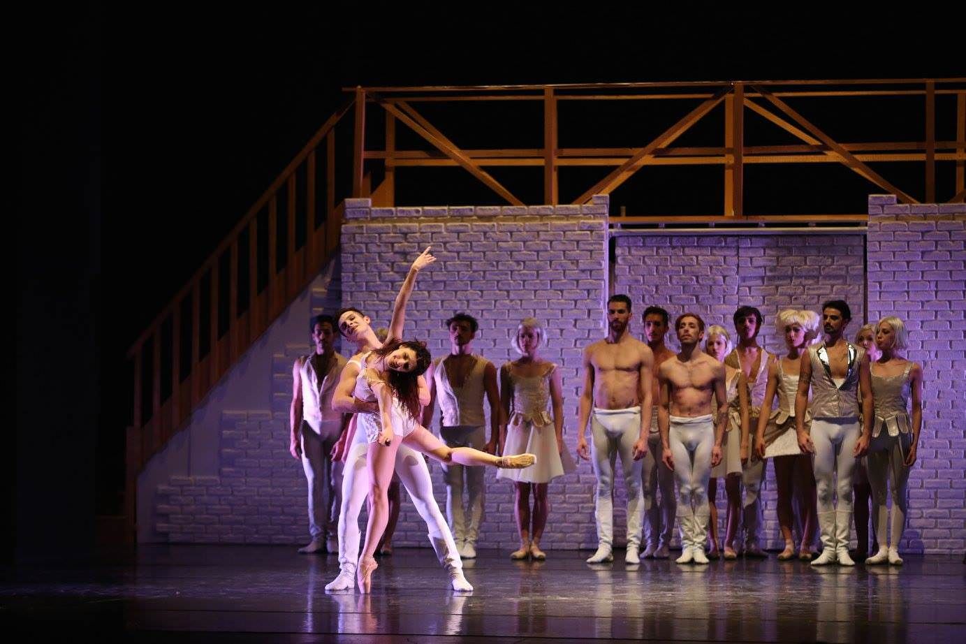 “Romeo e Giulietta” al Politeama di Catanzaro, quando la poesia danza sulle punte