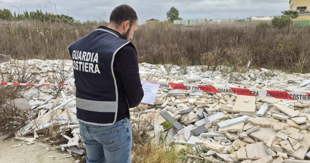 Scarico di rifiuti, sequestrata a Crotone un’attività di lavorazione del marmo