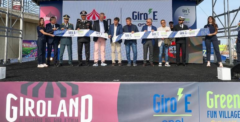 Catanzaro in rosa per il Giro, ma il suo cuore tace
