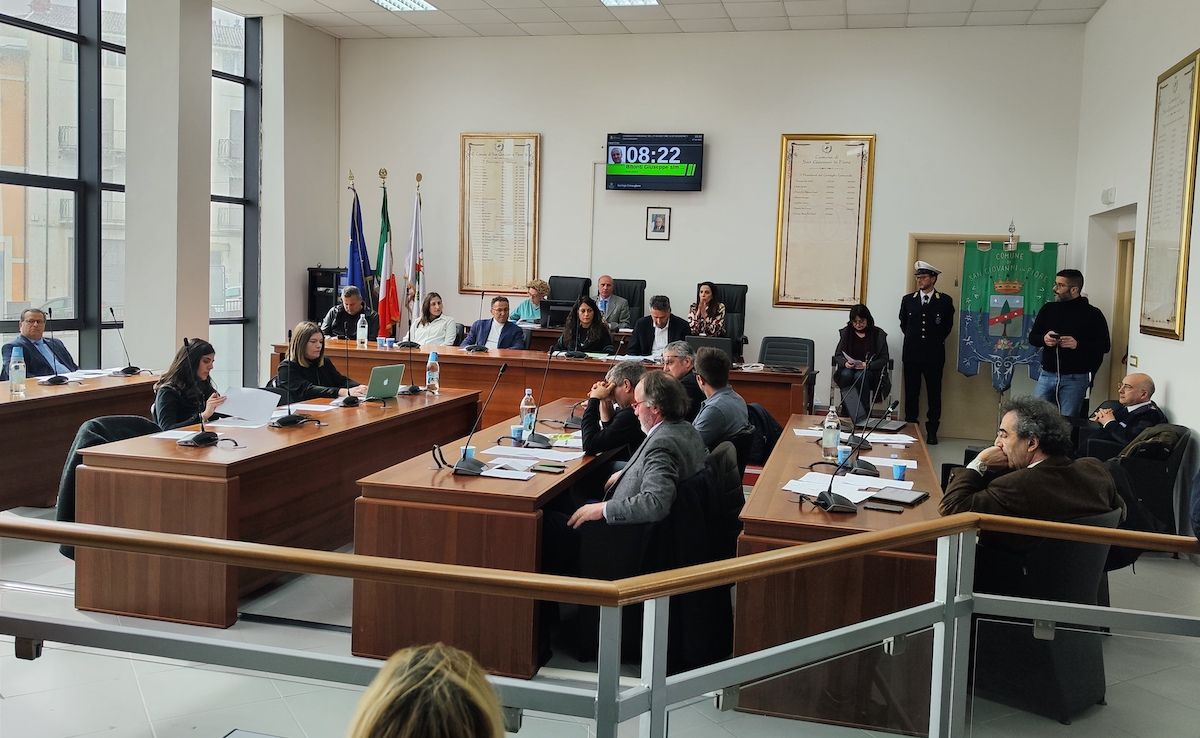 San Giovanni in Fiore, il Pd chiede le dimissioni del Presidente del Consiglio Comunale